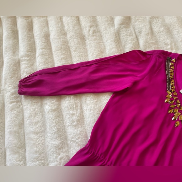 Caché Blouse. - Picture 9 of 10